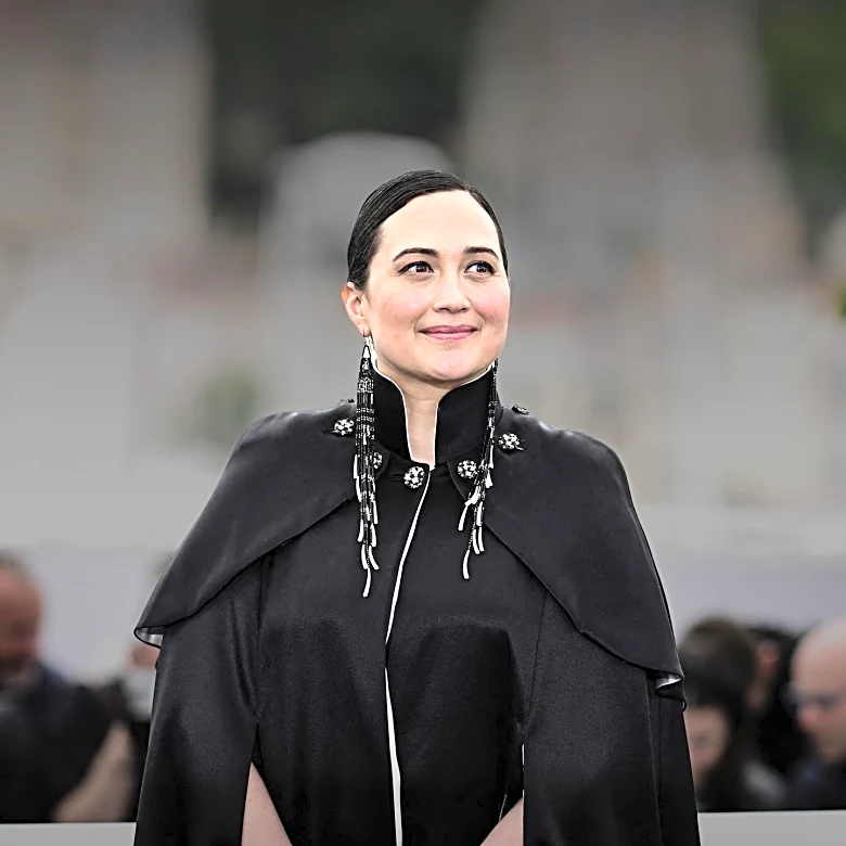 Fashion Industry Embraces Capes and Technical Romanticism for Fall/Winter 2026