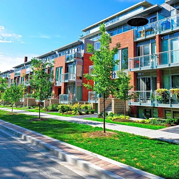 Miss Manners Advises on Social Exclusion in Condo Community