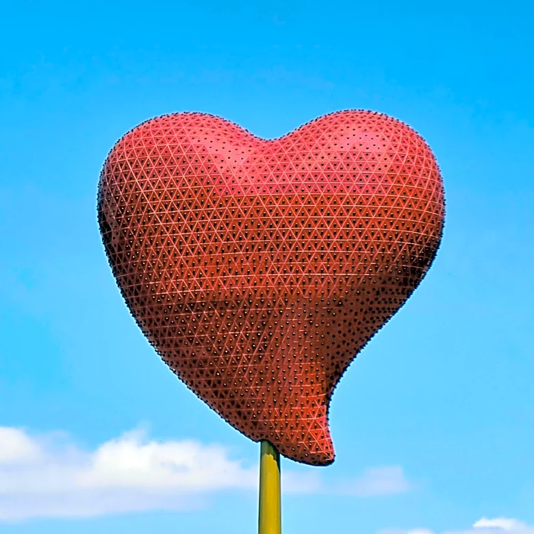 University of Utah Unveils $4.5 Million 'LOVE' Sculpture to Inspire Students