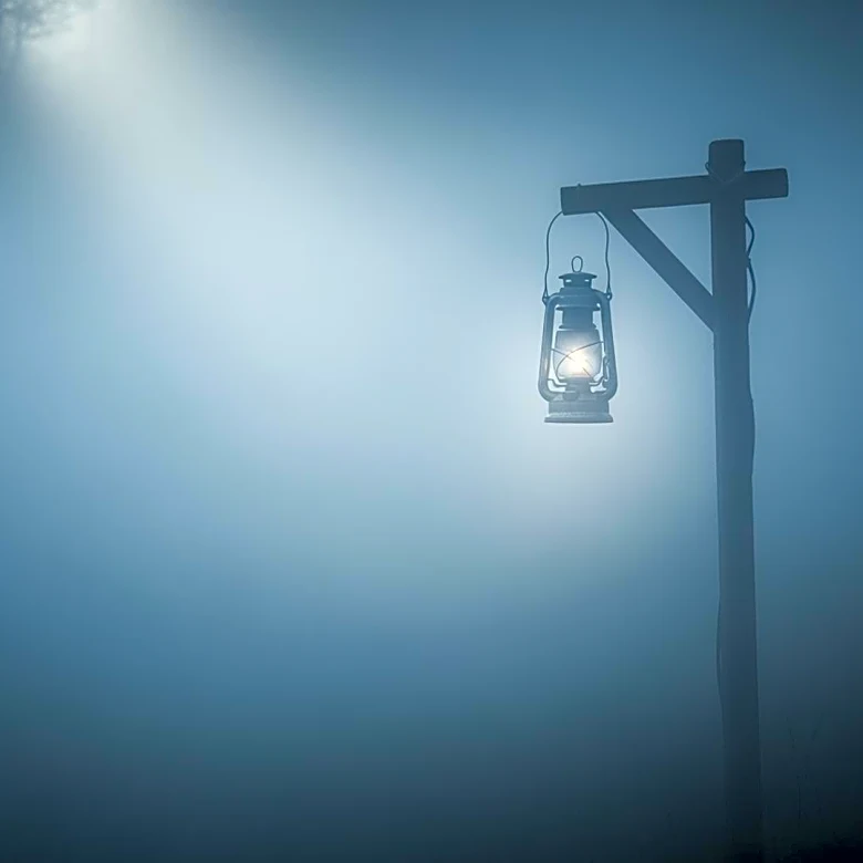 Warner Bros. and Mike Flanagan to Adapt Stephen King's 'The Mist' for New Film