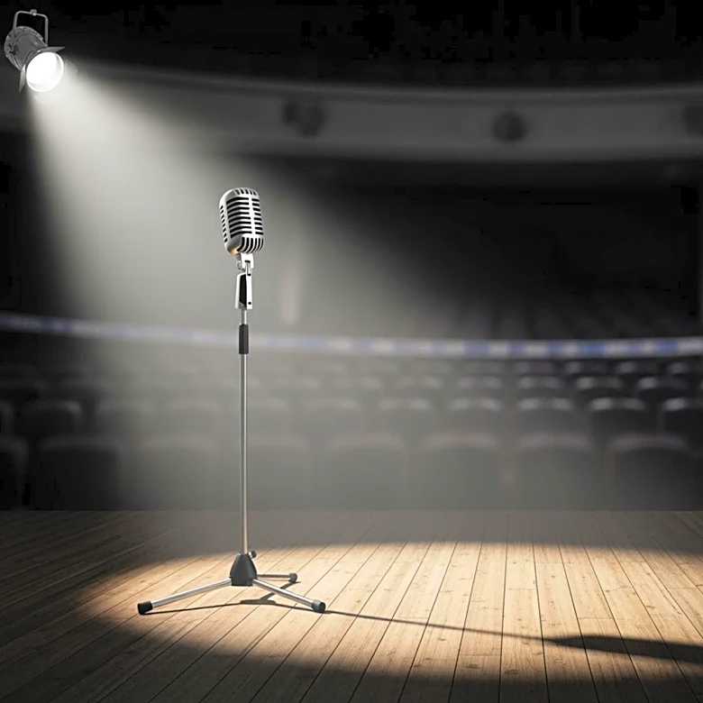 Jimmy Kimmel Reacts to Unusual Audience Member Vacation Scenario