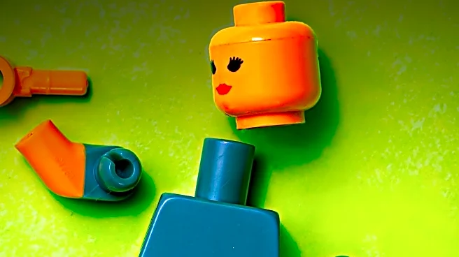 YouTuber Constructs Electric Motor from LEGO Bricks, Demonstrating Basic Electromagnetic Principles