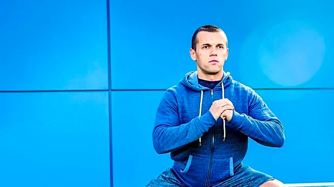 Hip Longevity Lunges Promoted for Improved Mobility in Seniors