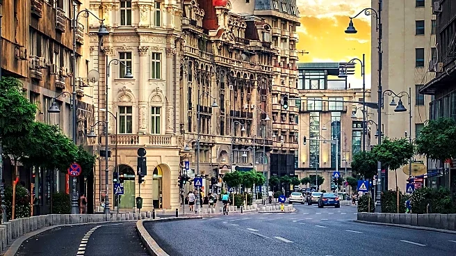 Urban Sketchers Transform Cityscapes into Artistic Inspiration