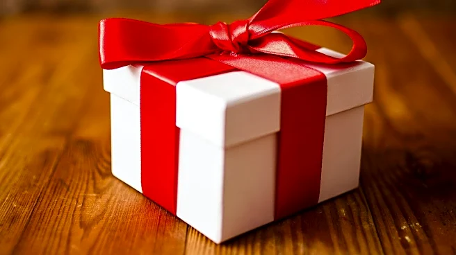 Advice Column Highlights Dilemma of Gift-Giving to Strangers
