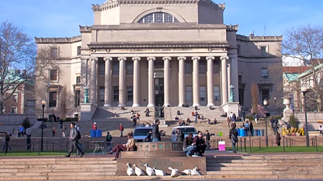 Columbia College Hosts 'De-stress With Dogs' Event to Aid Student Well-being