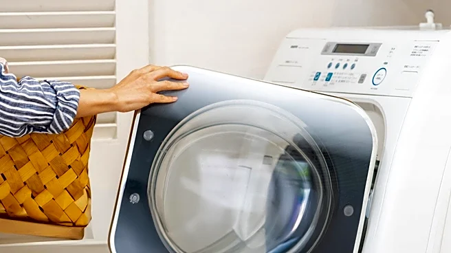 Laundry Expert Advocates for Exclusive Use of 'Express' Cycle to Save Time and Resources