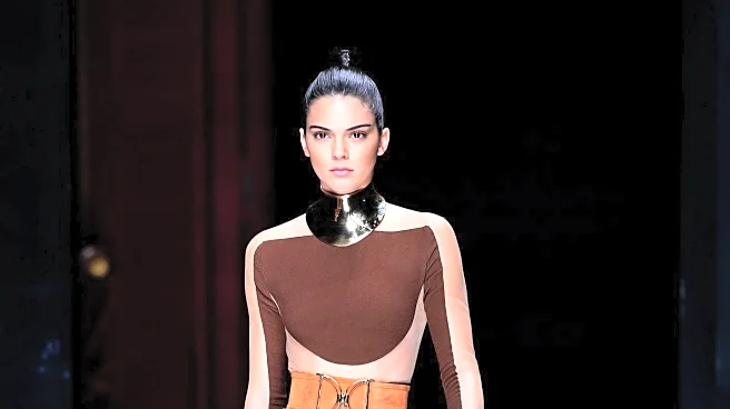 Paris Fashion Week Highlights Oversized Belts and Sculptural Collars in Street Style