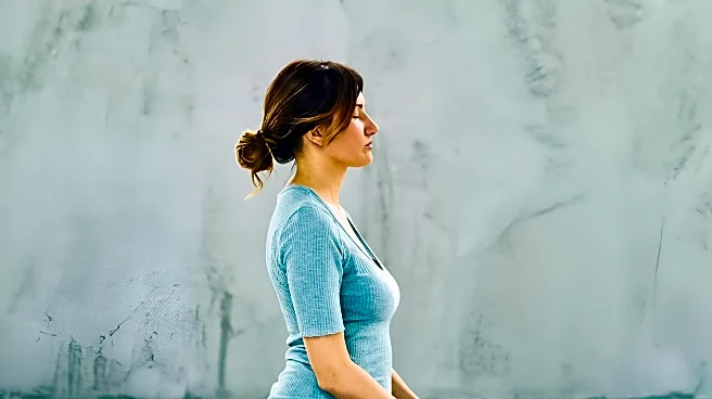 Cindy Crawford's Morning Routine Sparks Online Debate Over Celebrity Wellness