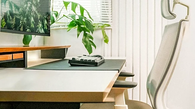 Innovative Office Chair Design Enhances Comfort for Cross-Legged Sitting