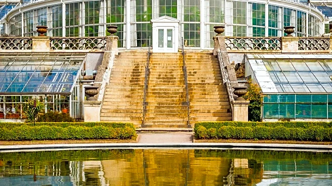 Minnesotans Enjoy Spring at St. Paul's Como Conservatory