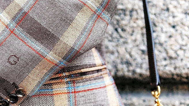 Quenlin Blackwell Reveals Contents of Her Gucci Giglio Bag