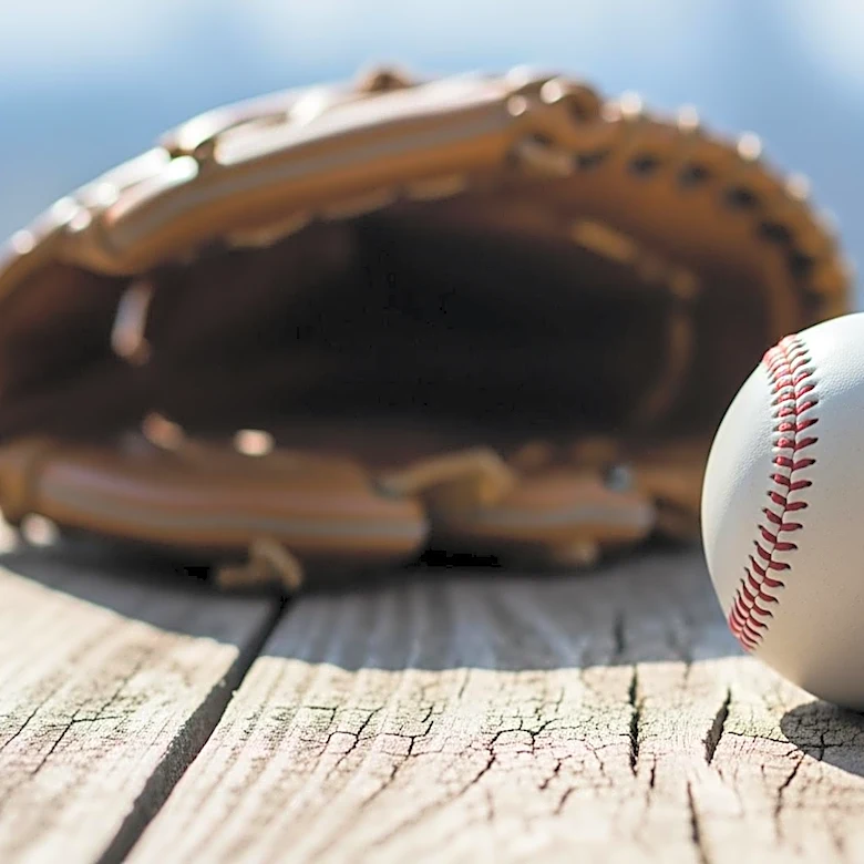 Dodgers' Roki Sasaki Faces Uncertain Season Amid Performance and Health Concerns