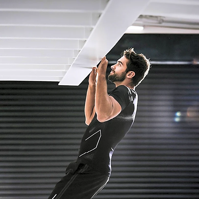 Pull-Ups Gain Renewed Popularity Amid Fitness Trends