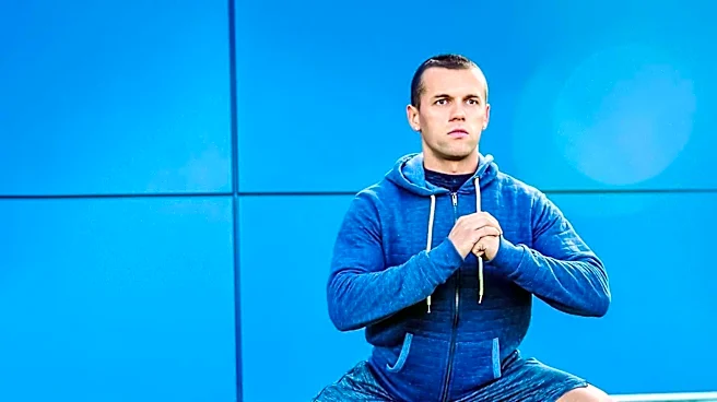 53-Year-Old PT Recommends Six Compound Exercises for Beginners