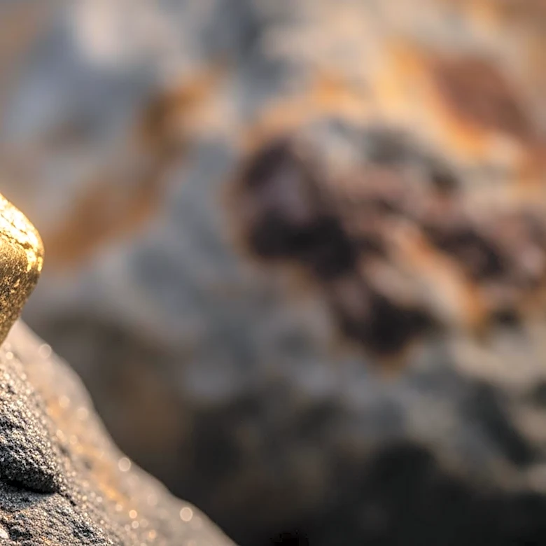 Felix Gold Confirms Continuous Gold Mineralization at Treasure Creek's NW Array