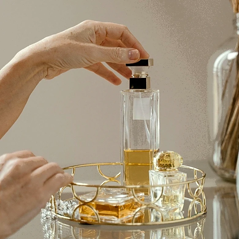 Fragrance Layering Gains Popularity as a Personalized Scent Ritual