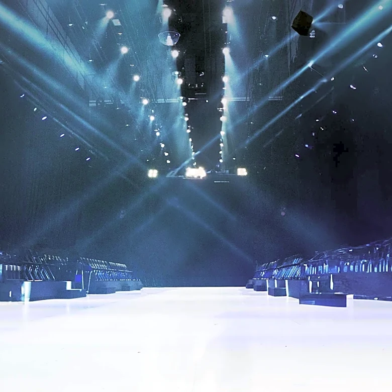 Shushu/Tong's Fall 2026 Collection Debuts at Shanghai Fashion Week