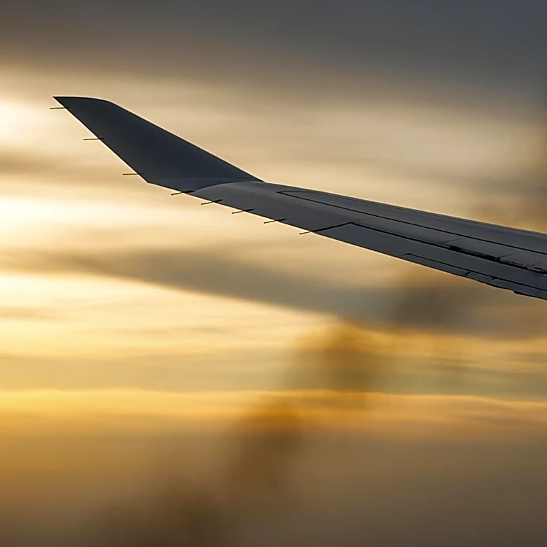 United Airlines Increases Fees Amid Rising Fuel Costs Due to Iran Conflict