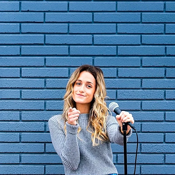 Comedian Alyssa Limperis Uses Humor to Cope with Grief After Father's Death