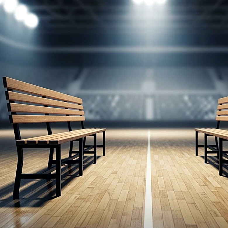 Geno Auriemma and Dawn Staley Clash in Tense Postgame Exchange After South Carolina Defeats UConn