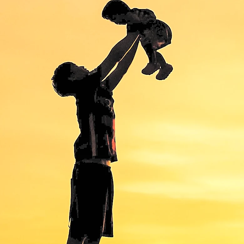 Parenting Method 'Potted Plant' Sparks Debate on Parental Engagement