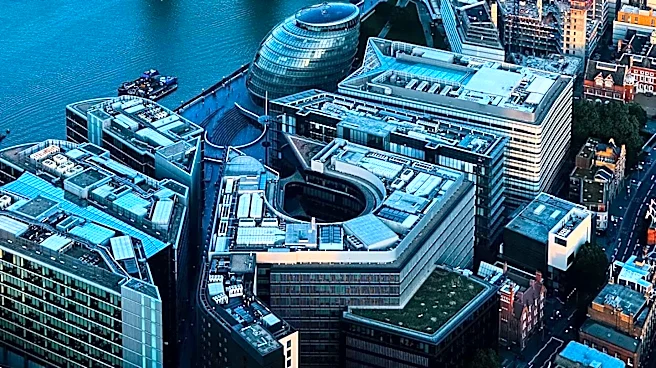 Journalist Reflects on Cultural Differences After Returning to London from New York