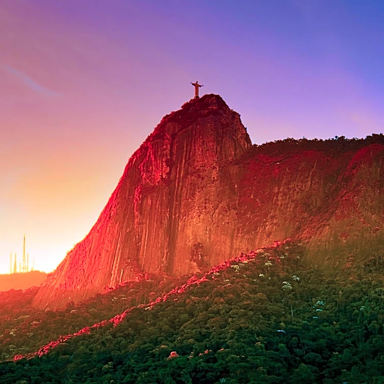 President Dieter F. Uchtdorf Reflects on Christ's Resurrection at General Conference