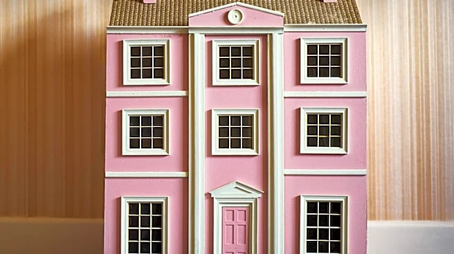 Dollhouse Maker Nathaniel Ellis Expands Business to Fall River, Enhancing Miniature Craft Scene