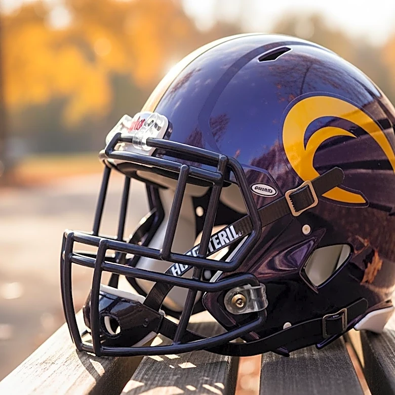 University of Washington Welcomes New Punter Hunter Green with Legacy Ties