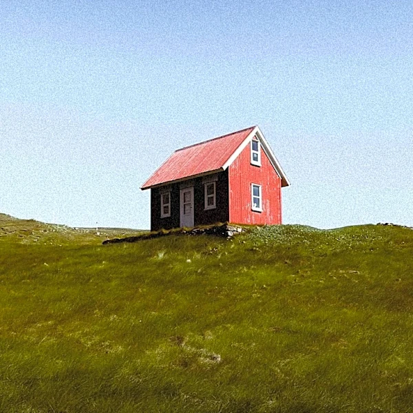 Robin Greenfield's Minimalist Lifestyle: Living in a Tiny Home Without Plumbing on $11K a Year