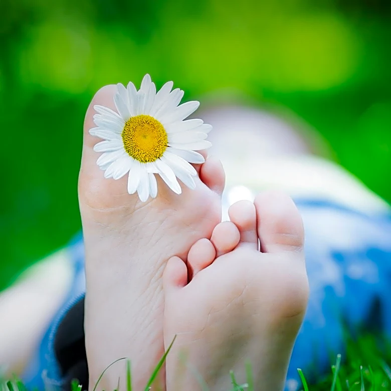 Barefoot Hiking Gains Popularity for Its Primal Appeal and Health Benefits