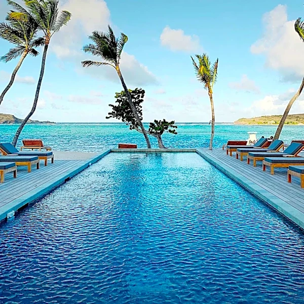 The Ritz-Carlton's Experience-Led Strategy: Crafting Memorable Luxury Travel