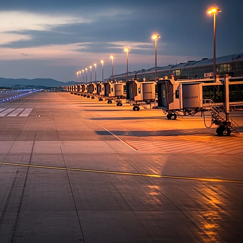 United Airlines Postpones New Rochester Flights Due to Chicago O'Hare Capacity Dispute