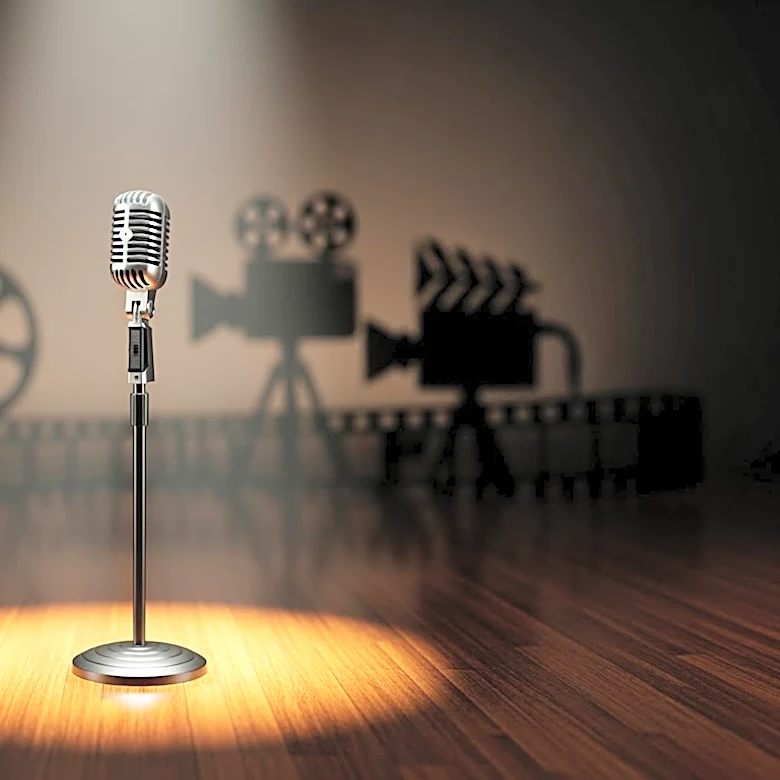 Roy Wood Jr. Discovers Keanu Reeves' Passion for Standup Comedy on 'Outcome' Film Set