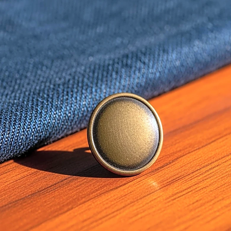 Levi Strauss Reports Strong Q1 Earnings, CFO Harmit Singh to Step Down