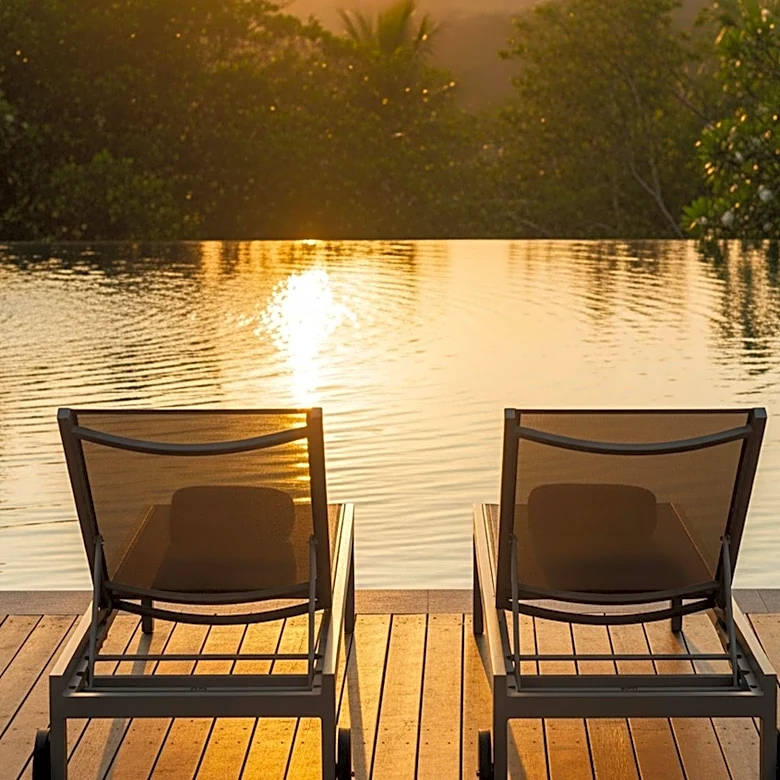 Photos of Mike Vrabel and Dianna Russini at Resort Spark Speculation