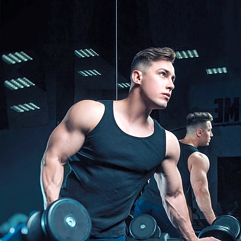 Fitness Experts Discuss the Benefits and Misconceptions of 'Mirror Muscle' Training