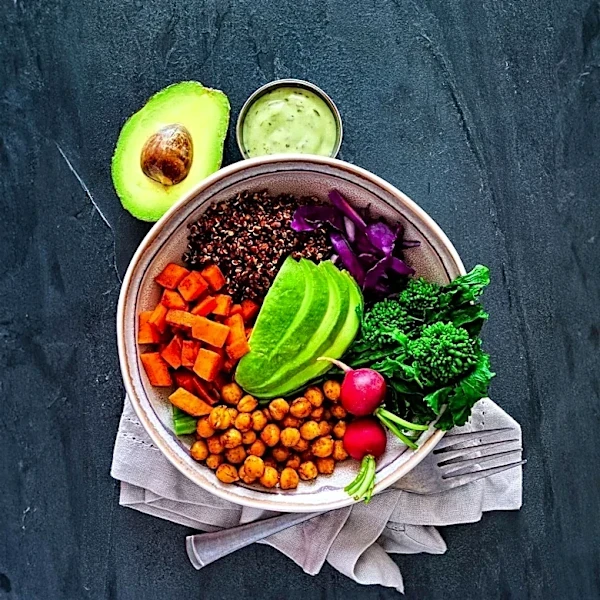 Study Links Plant-Based Diet to Lower Dementia Risk in Older Adults