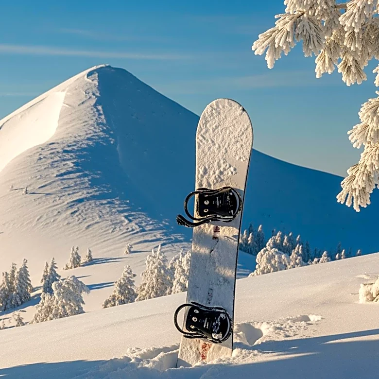 Bea Kim Advocates for Climate Action in Snowboarding