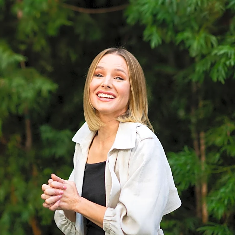 Kristen Bell's Heartfelt Gesture to Dax Shepard's Father