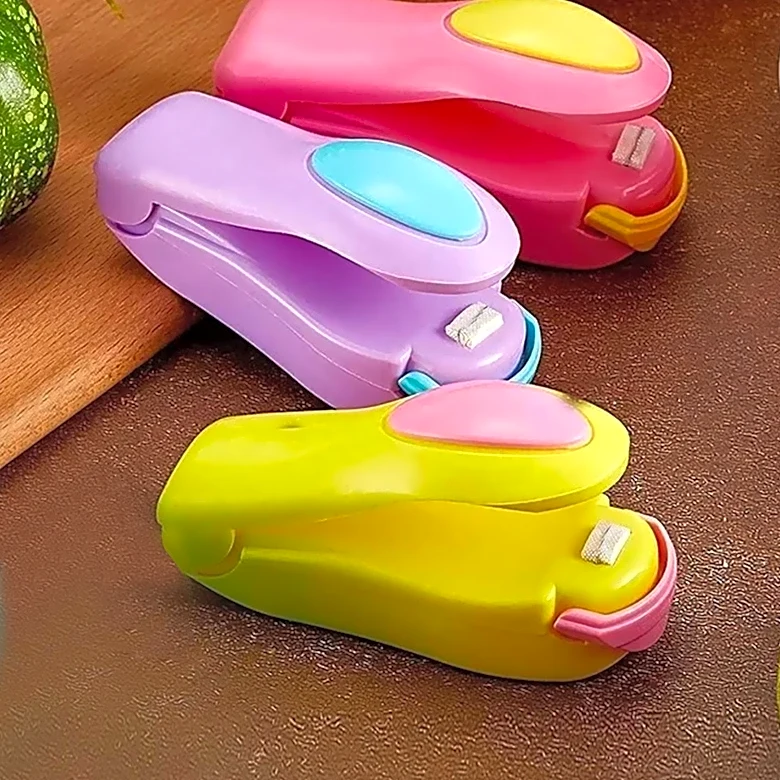 Handheld Bag Sealers Tested for Efficiency in Prolonging Snack Freshness