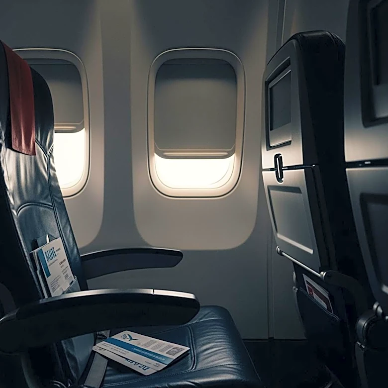 Natasha Lyonne Escorted Off Delta Flight Following 'Euphoria' Premiere