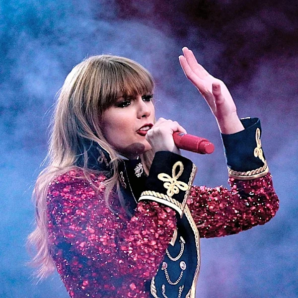 Taylor Swift Inspires Formation of Girls' Football Team in Orange County