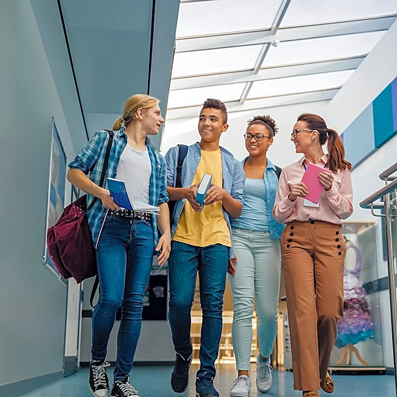 Building Career Experience Without Internships: Strategies for College Students