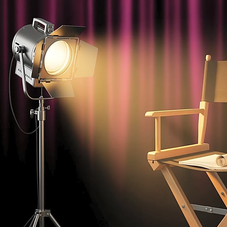 Ian McKellen Continues Acting Career Despite Injury, Plans for Future Roles