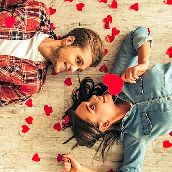 Unseen Connection Events Offer Singles a New Way to Date Blindly