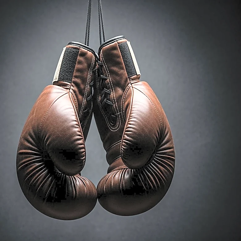 Tyson Fury Returns to Boxing Against Arslanbek Makhmudov at Tottenham Hotspur Stadium