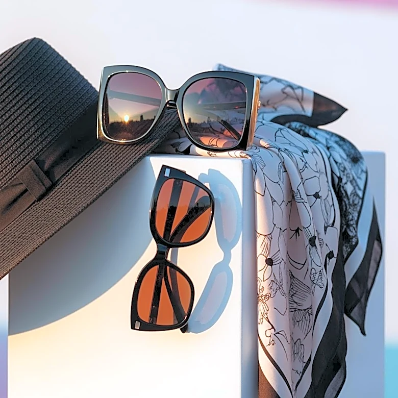 Kardashian-Jenner Family Makes Fashionable Appearance at Coachella 2026