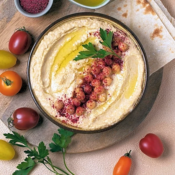 Motza Restaurant Offers Culinary Escape in Jerusalem Hills Amidst Tensions